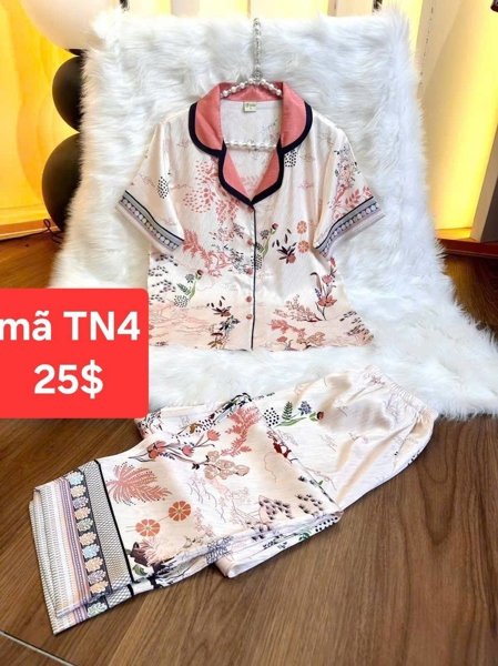 TN4 size S