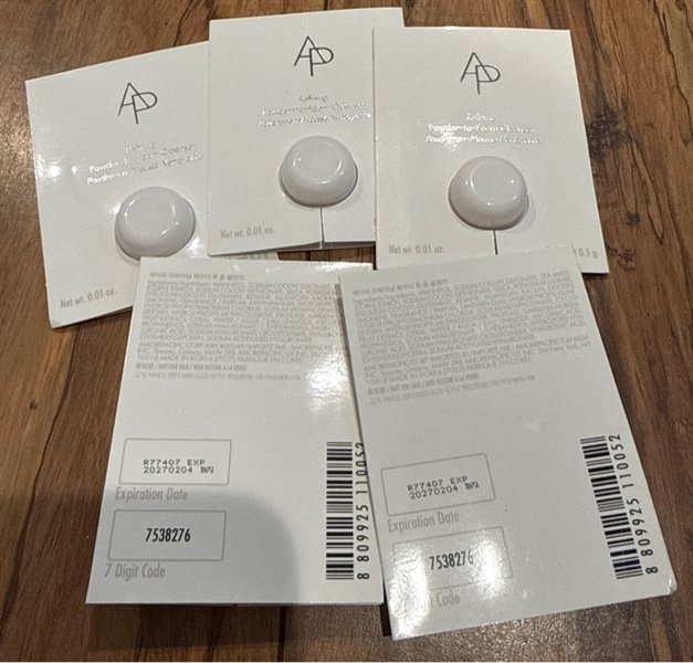 0f4d53b92d9e41b7b1786e757a3de99d AMORE AP - COMBO 5 Sample SRM Bột Refining Powder-to-Foam Cleanser