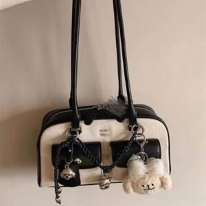 Túi Kem Nâu Đậm có Charm