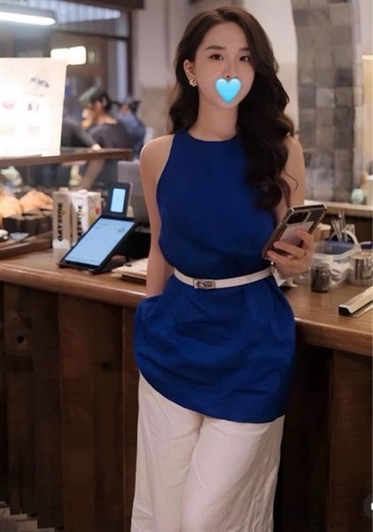 Set quần lửng trắng áo xanh kèm thắt lưng size L