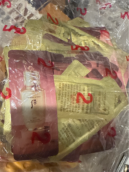3c3acd7673ec42fd8684148ab432168b WHOO BICHUP - Tinh Chất Bichop Serum Sample - 1ml x 120 gói