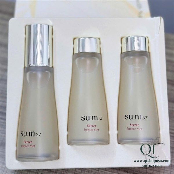 8b0d8e9c1fbc461d95ccdaaa5f004ec2 SUM37 - Set Xịt Khoáng SUM Vàng Secret Essence Mist - 1 chai + tặng 2 chai