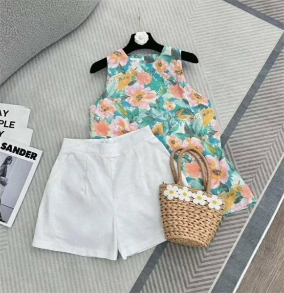 Set đồ hoa màu xanh