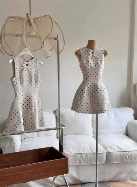 Đầm Chữ A Chấm Bi Nơ Size M