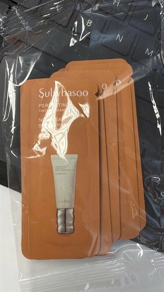 Sulwhasoo - Sample BB Perfecting Tinted Cream NO.3 SAND - 12 gói - EXP 202901