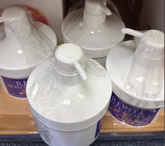 f7b02b8f3e454c74a4532179d36cf8b4 Kem Ủ Trắng Dưỡng Da Body Revita White EX Pack 500g