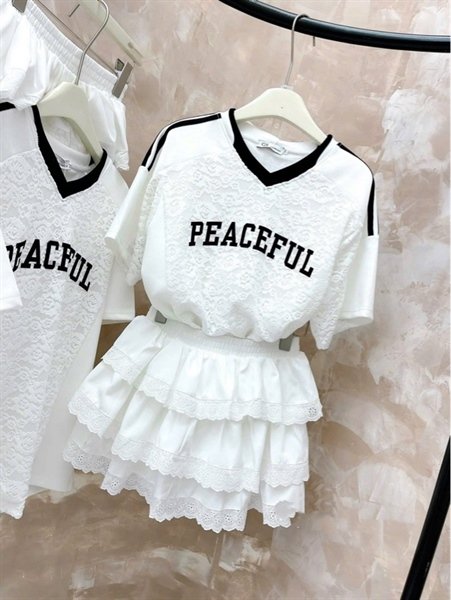 Peaceful set size M