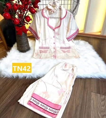 TN42 size S (48kg - 55kg)