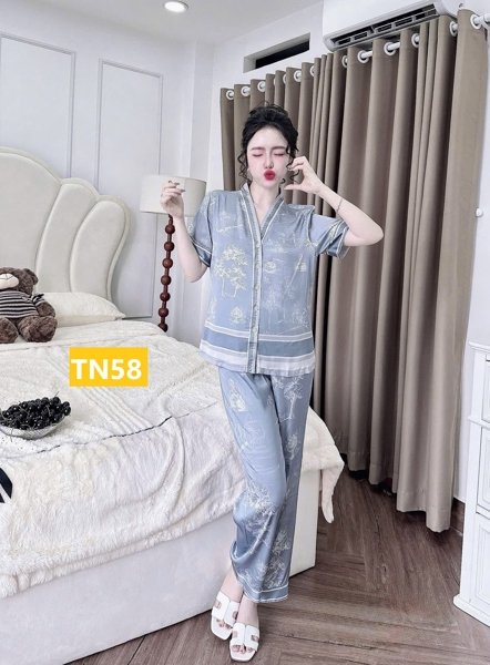 TN58 size M (56kg - 65kg)