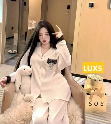 e733a07532004b4cb19557be6b1c5fe1 LUX5 - Freesize dưới 60kg